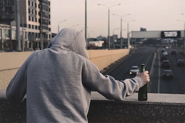 Грабеж в супермаркете: 4 бутылки рома прихватил житель Волгодонска