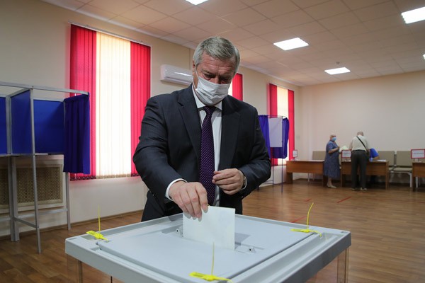Василий Голубев набирает 74,71% голосов на выборах главы Ростовской области