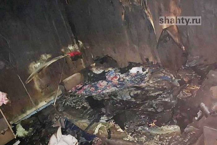 В Шахтах в огне погиб 37-летний мужчина: 35-летняя девушка спаслась