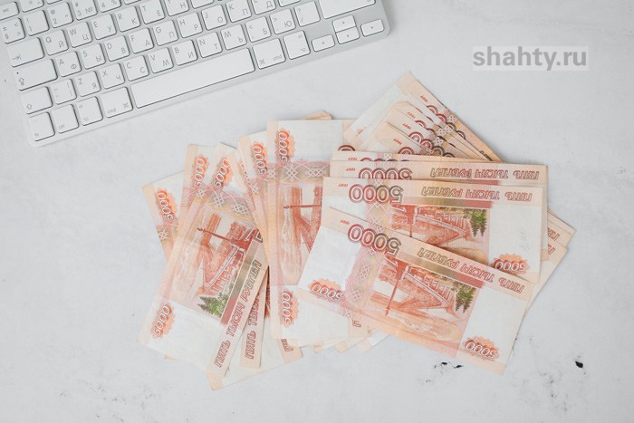 В Шахтах вымогала взятку в 18 тысяч заведующая отделением факультета одного из колледжей