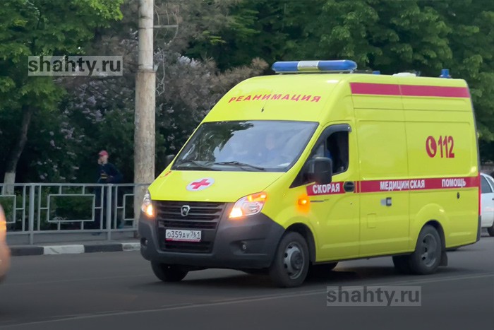 В Шахтах сбили женщину на пешеходном переходе на ХБК: видео
