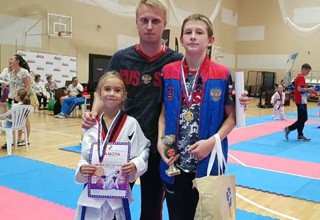 Спортсмены г. Шахты завоевали 3 золотые медали на первенстве по тхэквондо в Сочи
