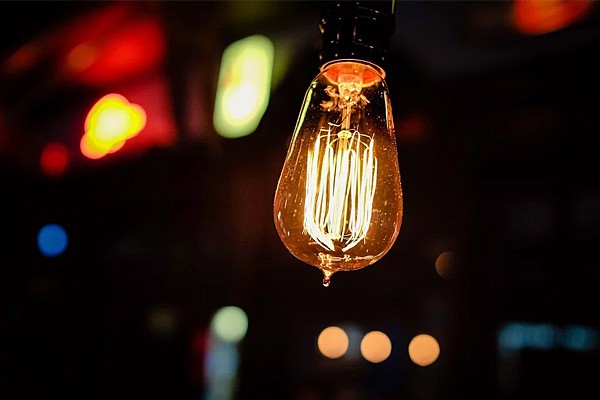 В г. Шахты отключат электричество на 17-ти улицах во вторник, 21 января