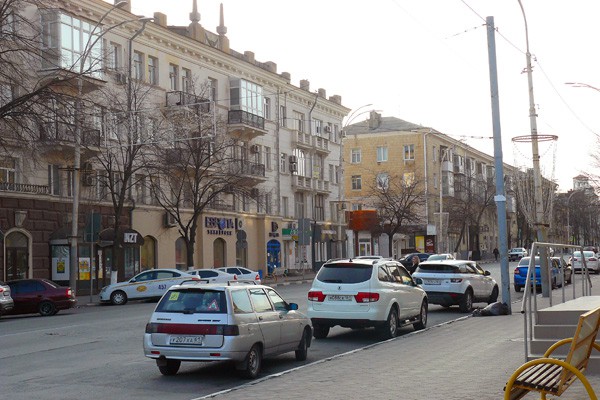 В г. Шахты угнали машину на улице и распилили для продажи — угонщиков задержали