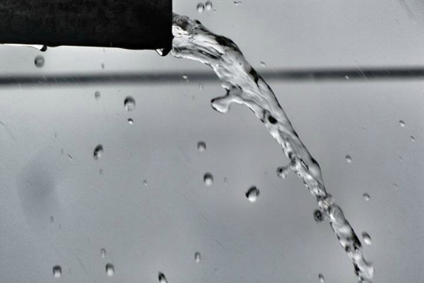 В г. Шахты нет воды шестые сутки у людей