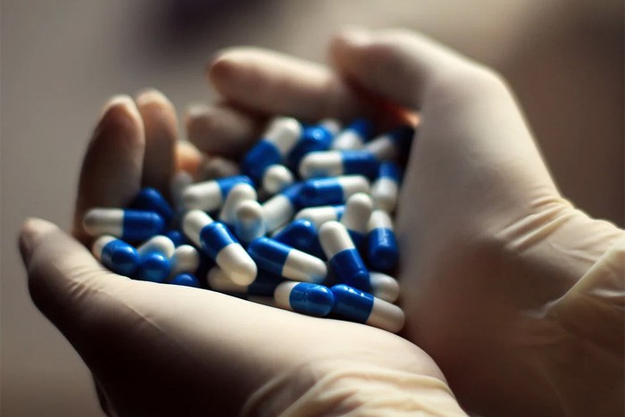 Лекарства от коронавируса выдадут бесплатно лечащимся амбулаторно