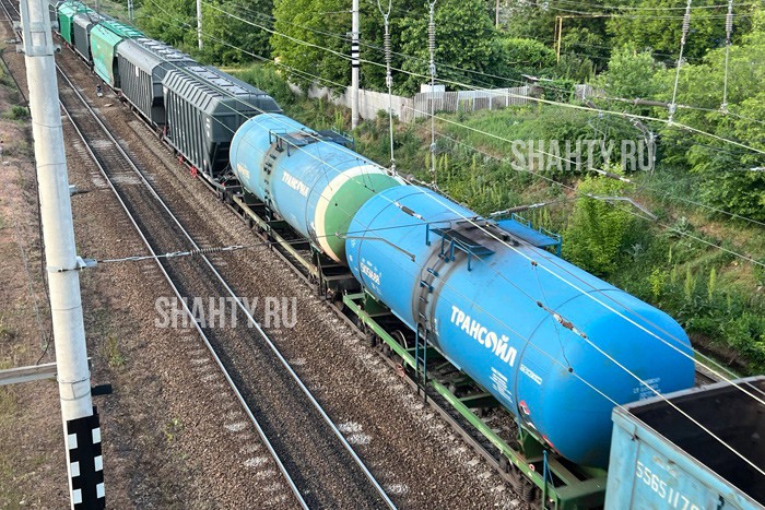 Сгорел живьем 14-летний зацепер на жд, получив удар током в Ростовской области