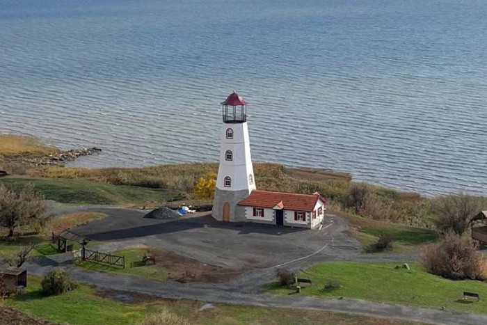 Восстановлен знаменитый маяк в Мержаново